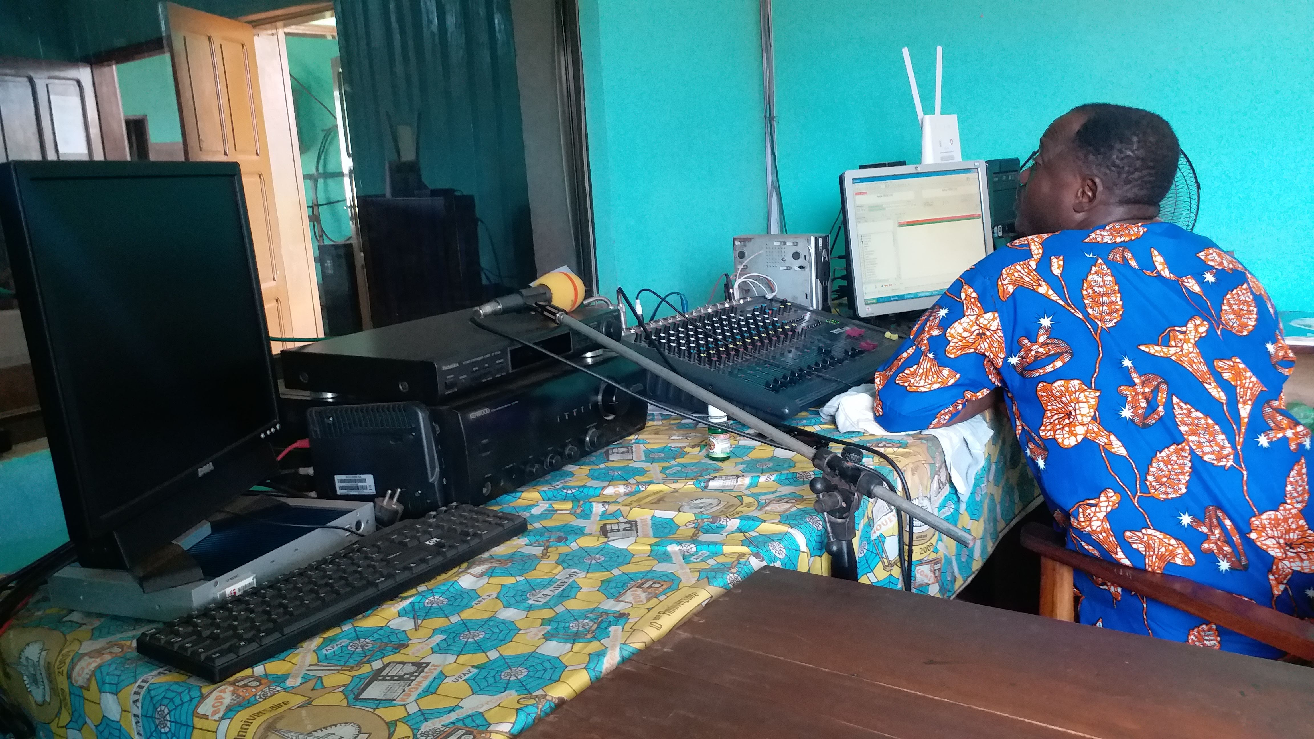Radio Ahémé